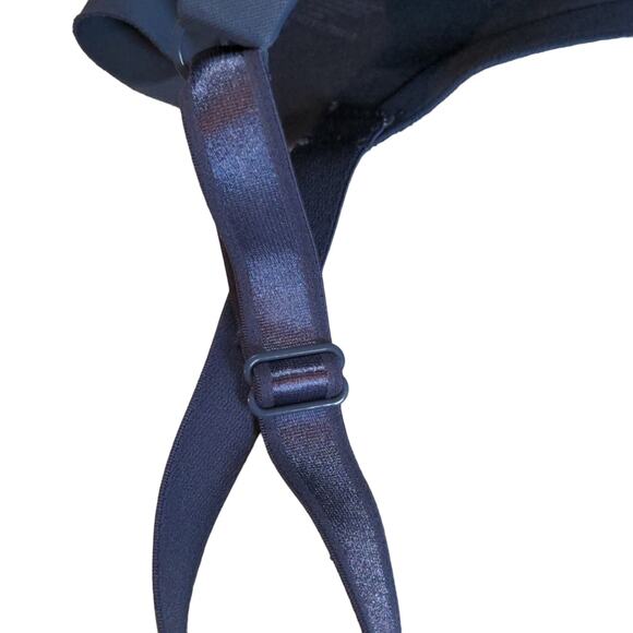 Warner's simply under arms smoothing bra 36D - Picture 9 of 9